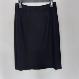 Eileen Fisher business skirt. Size XS. 56% Rayon, 36% Nylon, 8% Spandex.